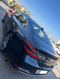 جێنسس G70